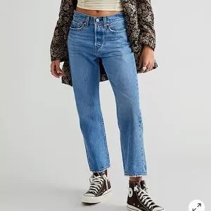 Levi's Jeans Levis Wedgie Straight Jeans Size 29 Free People